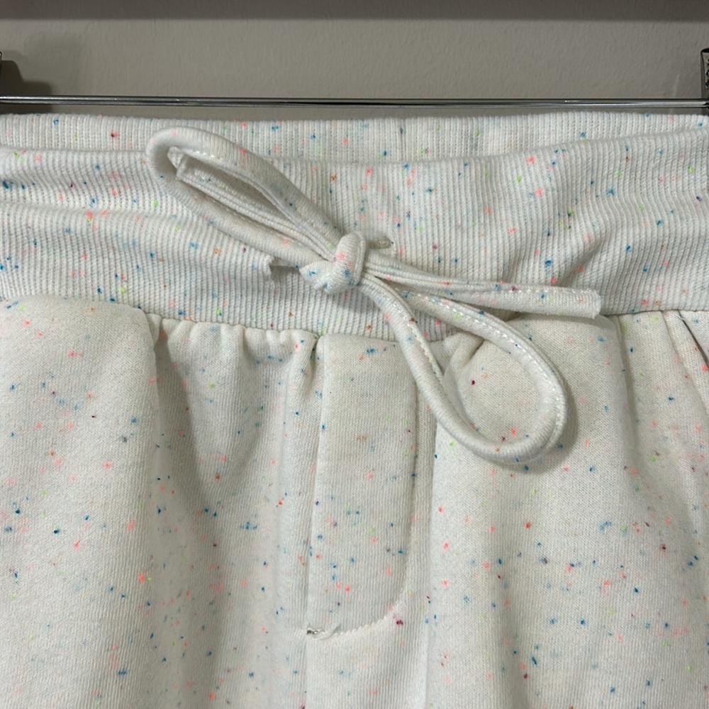 Beach Riot Short cream rainbow confetti speckle sweat short Revolve Sz M - Picture 4 of 9